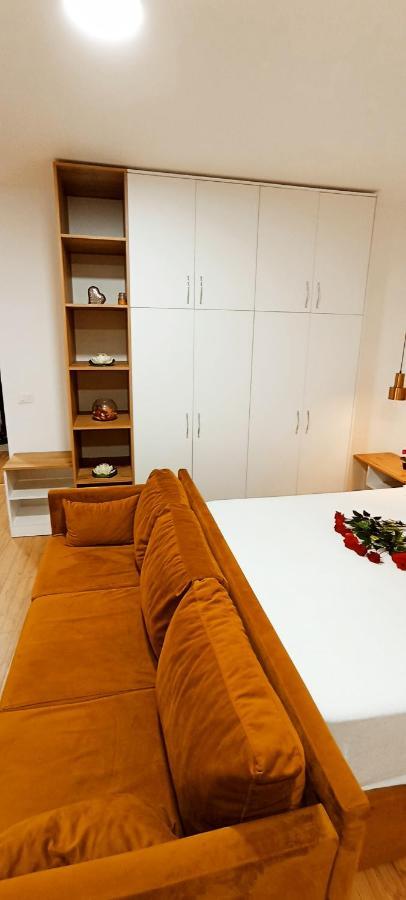 Selvia Apartament Tiranë Luaran gambar